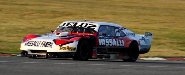 Valentin Aguirre cerrando vuelta rápida en La Plata