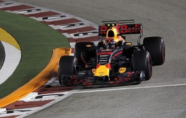 VERSTAPPEN DOMINÓ EL TERCER ENTRENAMIENTO