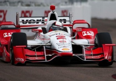 MONTOYA SE LLEVO LAS INDY 500