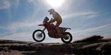 LA TERCERA ETAPA DEL DAKAR YA PUSO PRIMERA 