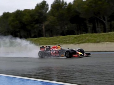 RICCIARDO DOMINA LAS PRUEBAS DE PIRELLI 