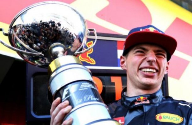 Verstappen sigue batiendo récords.