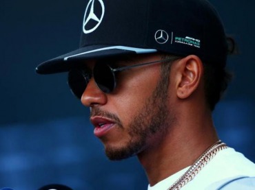 HAMILTON: "NO SÉ POR QUÉ DECIDIERON CAMBIAR EL PIANO"