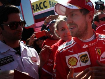 VETTEL : " MERCEDES ES EL EQUIPO A VENCER"