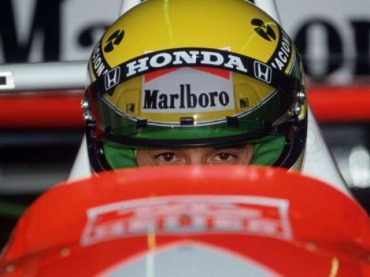 BRASIL HOMENAJEO A SENNA 