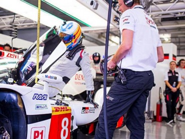 ALONSO, FELIZ CON TOYOTA