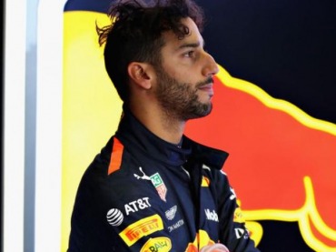 RICCIARDO NO SEGUIRÁ EN RED BULL