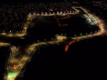 ROSSI VS CANAPINO, DUELO NOCTURNO EN LA PEDRERA