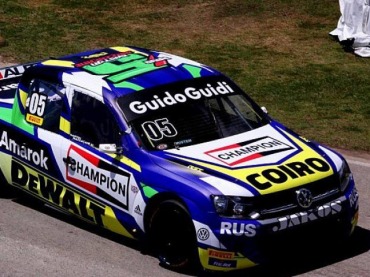 VOLKSWAGEN Y MAZZACANE LOGRAN EL CAMPEONATO DE LAS TC PICK UP