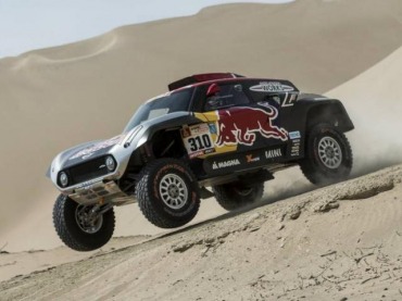 AUTOS: PETERHANSEL LE DESCUENTA A AL-ATTIYAH