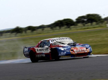 DE LA IGLESIA CON LA POLE DEL TC PISTA