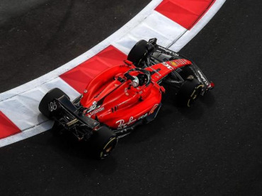 LECLERC UNA VEZ MÁS AL FRENTE CON SU FERRARI