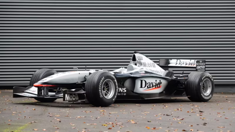 Was the MP4 4 twin turbo?