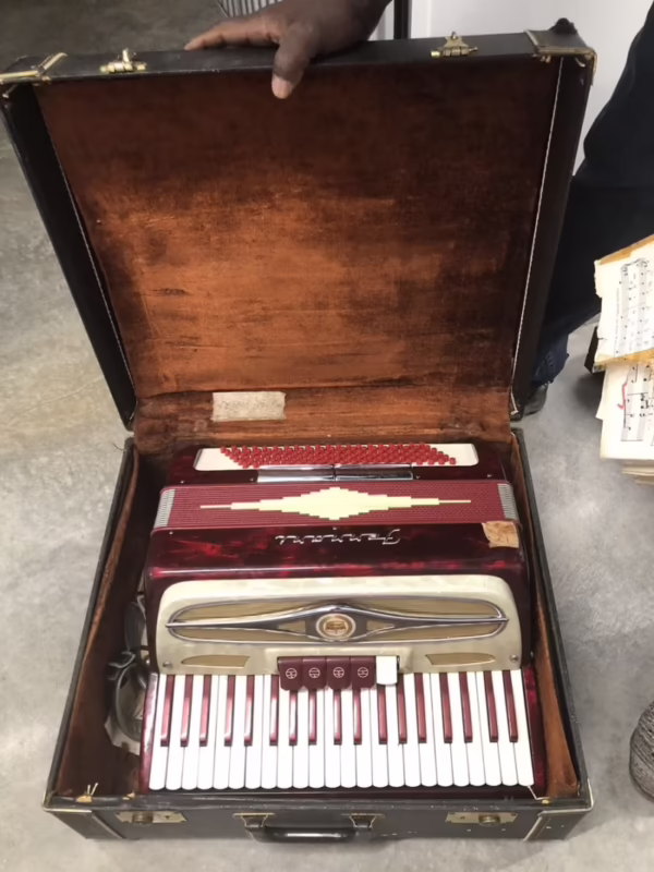 ¿Cuanto vale un acordeón hoy en día?