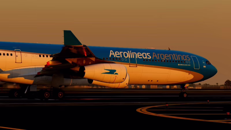 ¿Cuántos aviones propios tiene la aerolínea Argentina?