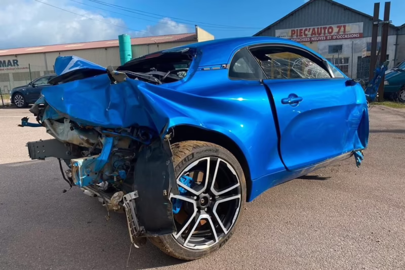 Puis-je acheter une Alpine aux États-Unis ?