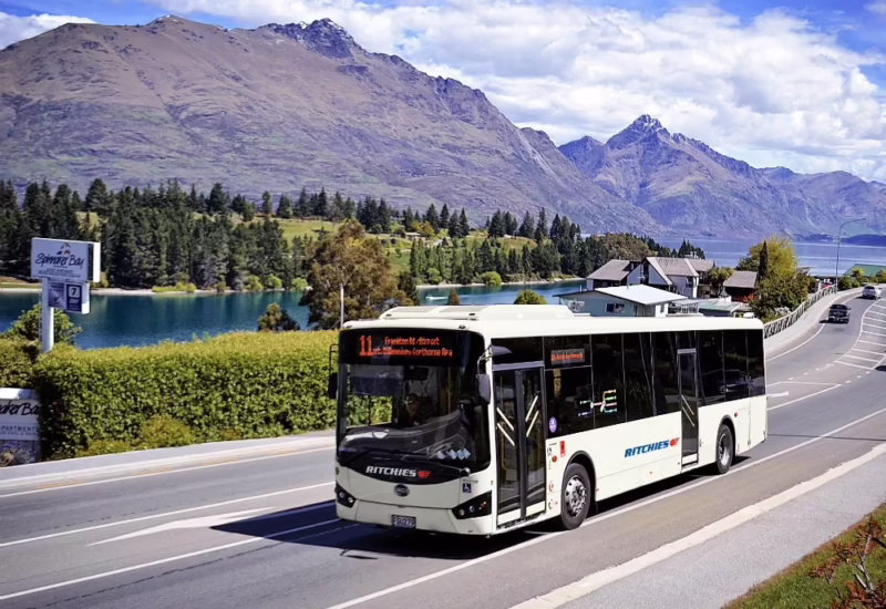 What is the best road from Wanaka to Queenstown?