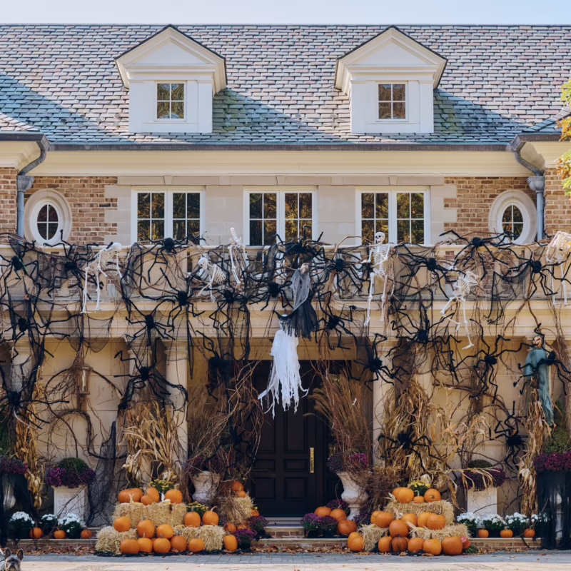 How much should a Halloween party cost?