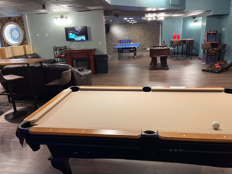 How much should an escape room cost per person?