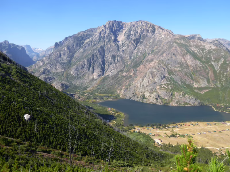 ¿Cuál es la elevación de Alpine Montana?