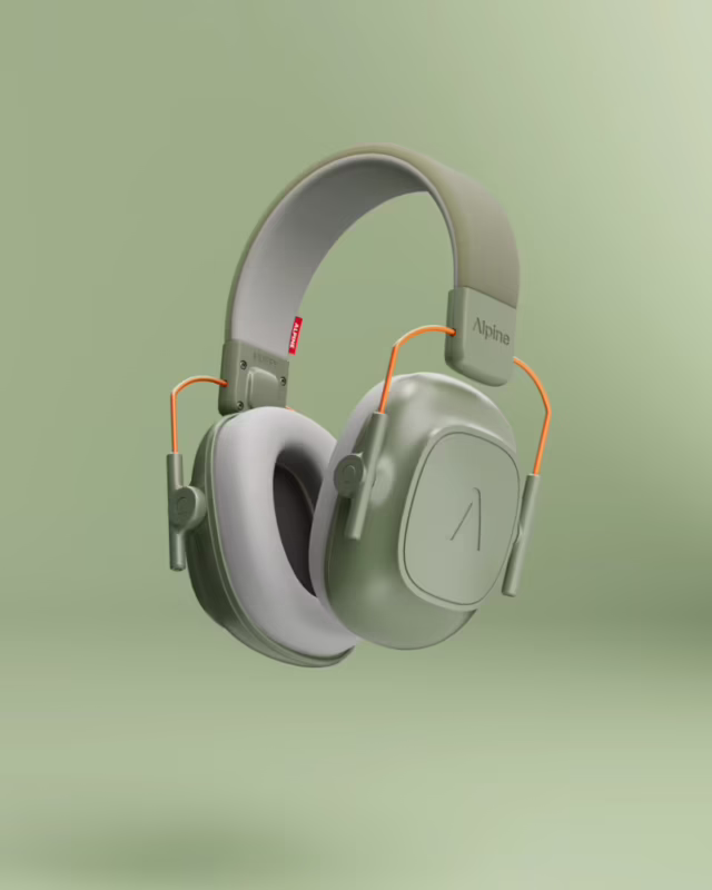 Does a 3 year old need noise cancelling headphones for fireworks?