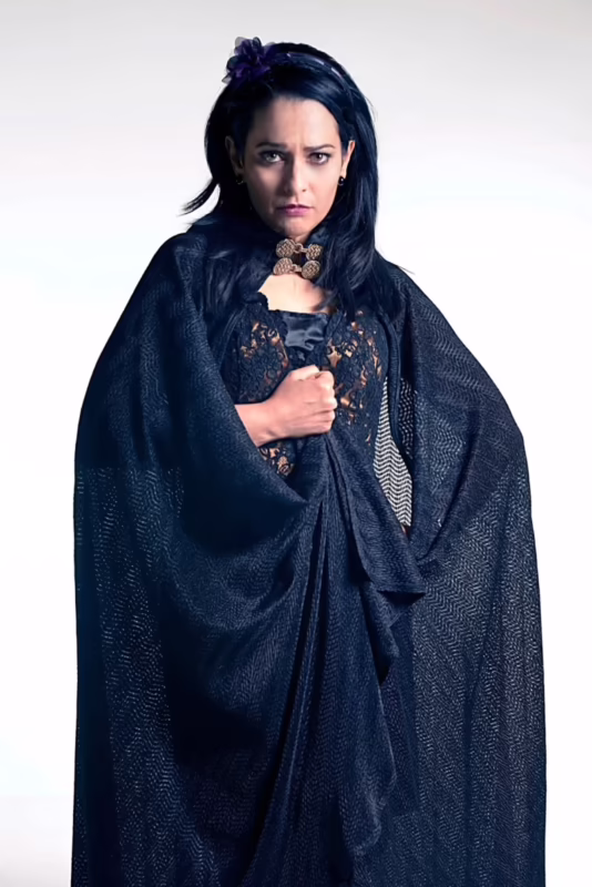 ¿Cuántos años tiene Ana Mclaren?