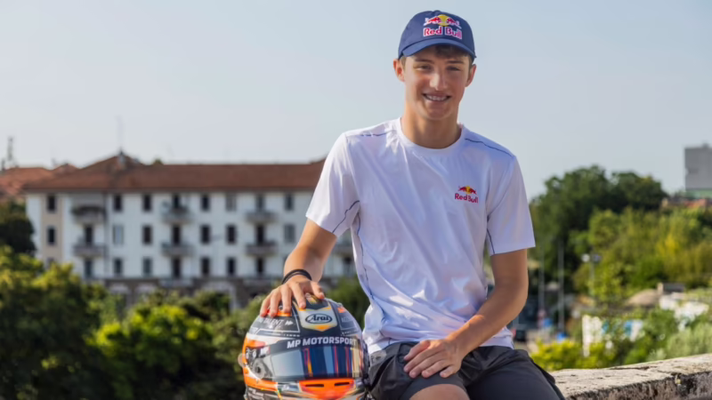 ¿Cómo se llama el piloto argentino de Moto3?