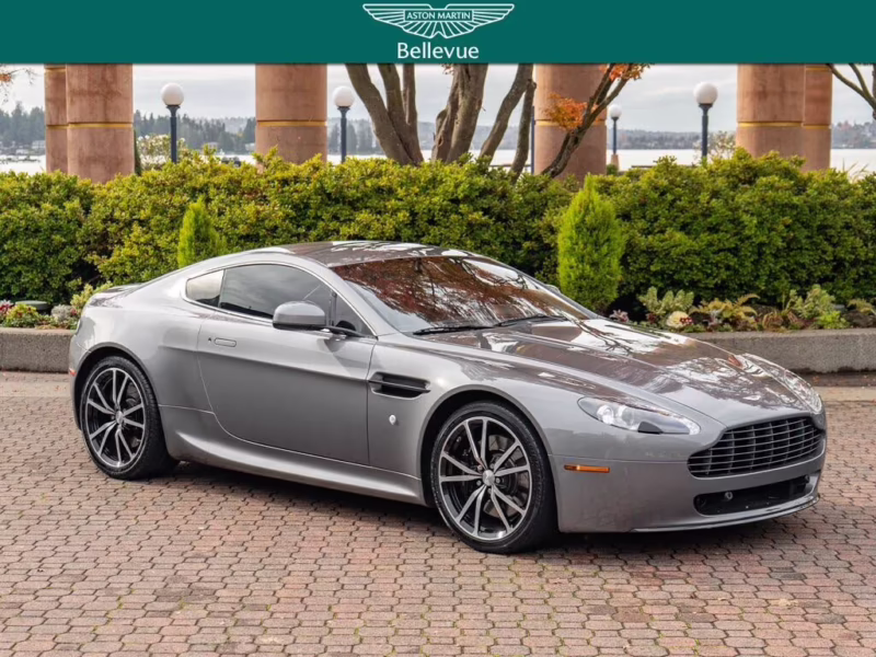 ¿Son confiables los Aston Martin del 2010?
