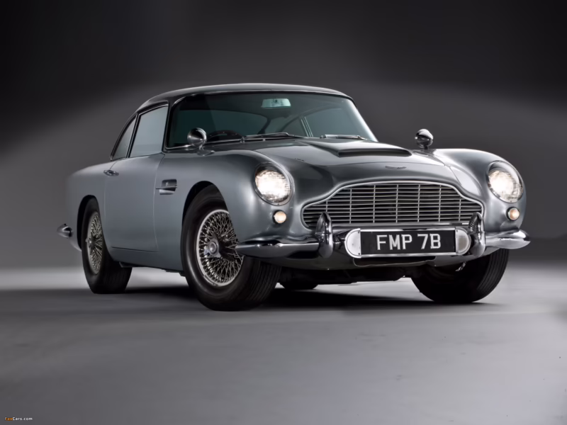 ¿Qué Aston Martin apareció en James Bond?