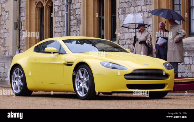 What car did Queen Elizabeth II drive?