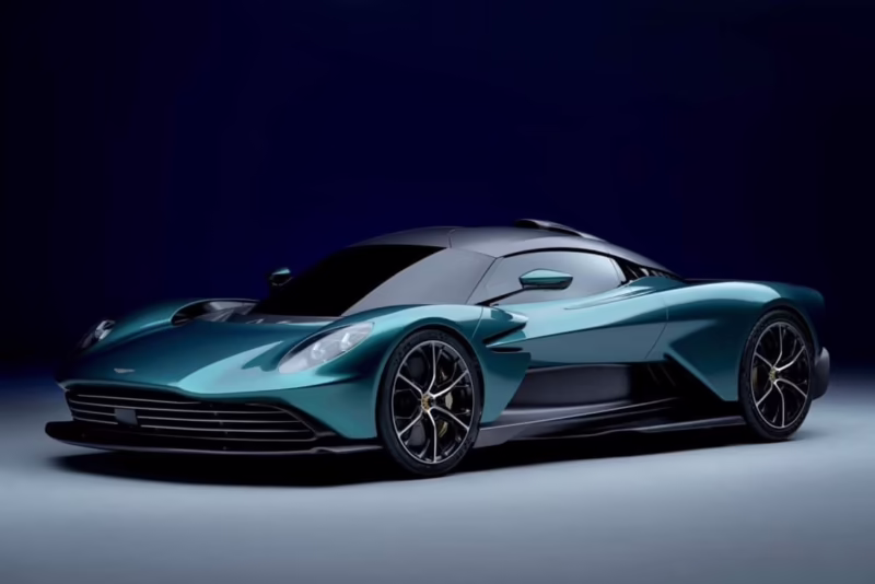 ¿Qué motor tiene el Aston Martin Valhalla?