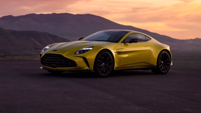 ¿Cuál es la velocidad máxima del Aston Martin Vantage?