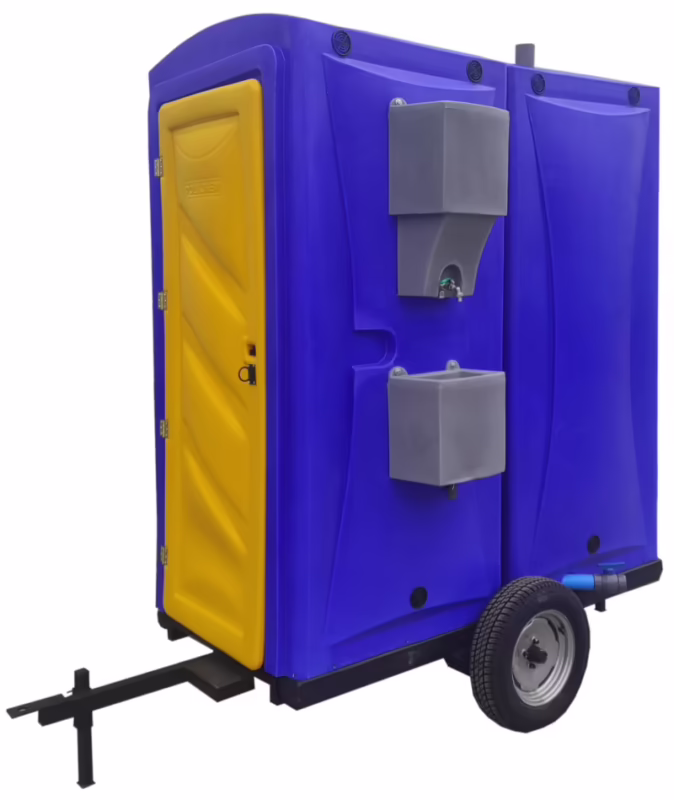 ¿Qué líquido se le echa a los baños químicos?