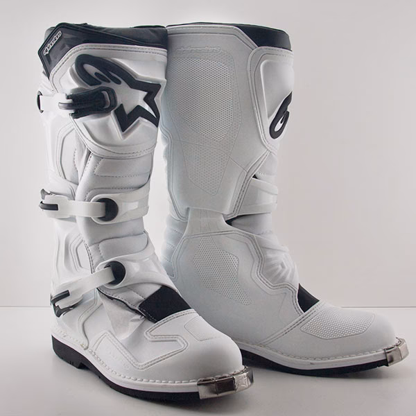 ¿Qué botas usa Marc Márquez?