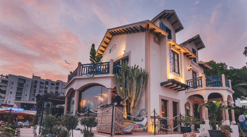 ¿Por qué se llama Villa Mercedes?