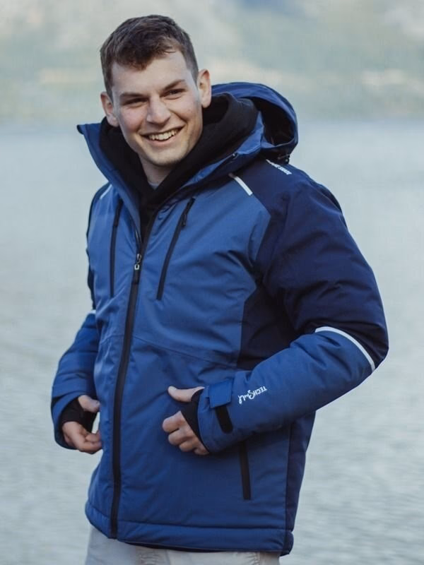 ¿Las camperas Uniqlo son de pluma?