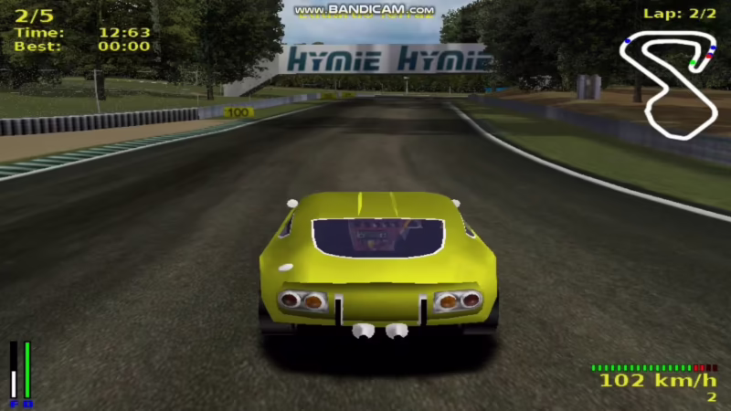 ¿Cuál es el antiguo juego de carreras en el que atropellas a la gente?