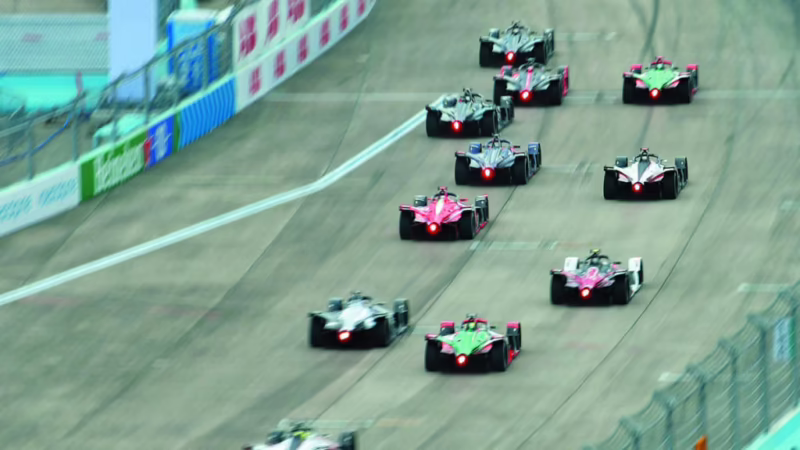 ¿Cuál es el calendario de carreras de resistencia para 2025?