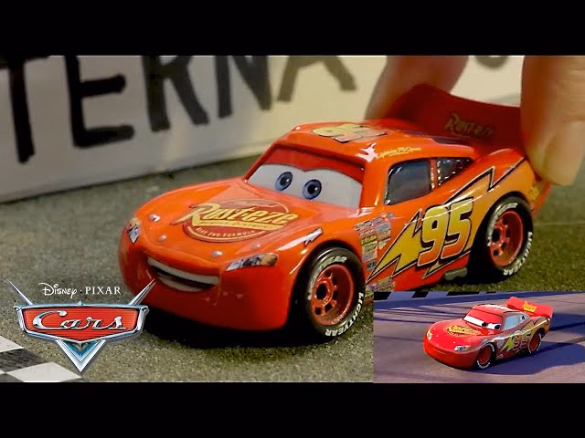 ¿Cómo se llaman las carreras donde corre el Rayo McQueen?