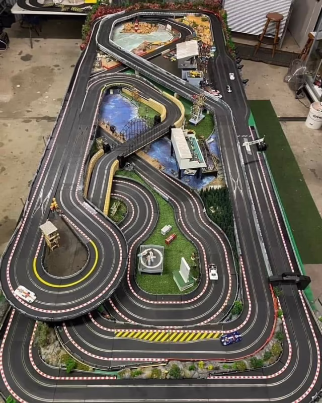 ¿Cuánto corre un coche de Scalextric?