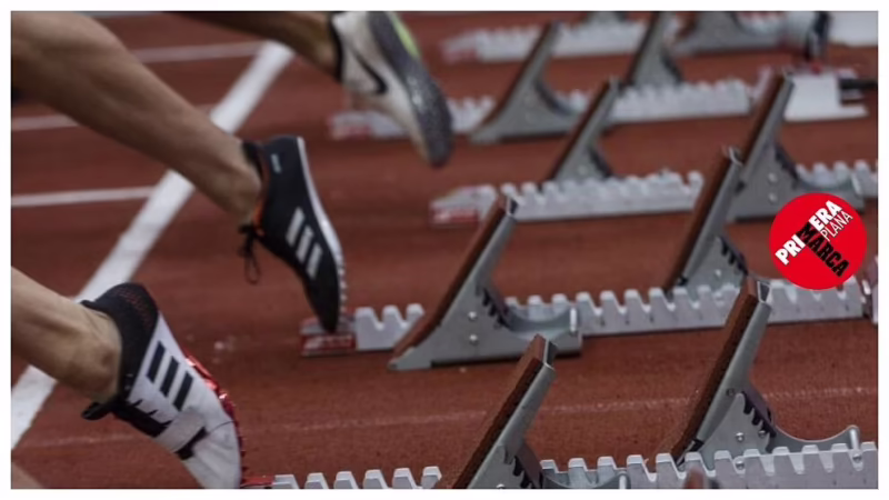 ¿Cómo queda descalificado un atleta en la salida?