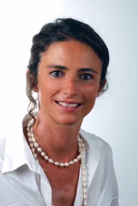 What Ray-Bans are best for oval faces?