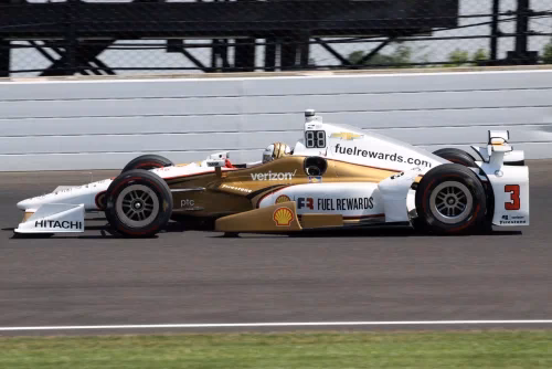 ¿Cuántos cilindros tiene un IndyCar?