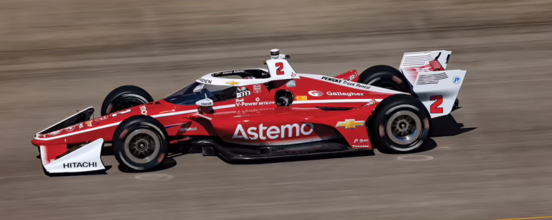 ¿Cuantos caballos de potencia tiene el motor de Indycar?