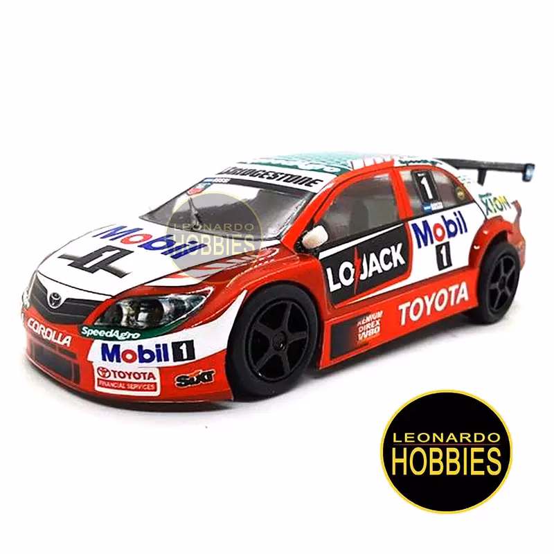 ¿Qué auto deportivo salió en 2000?