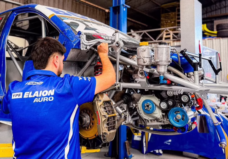 ¿Cuántos HP tiene un auto de TC2000?