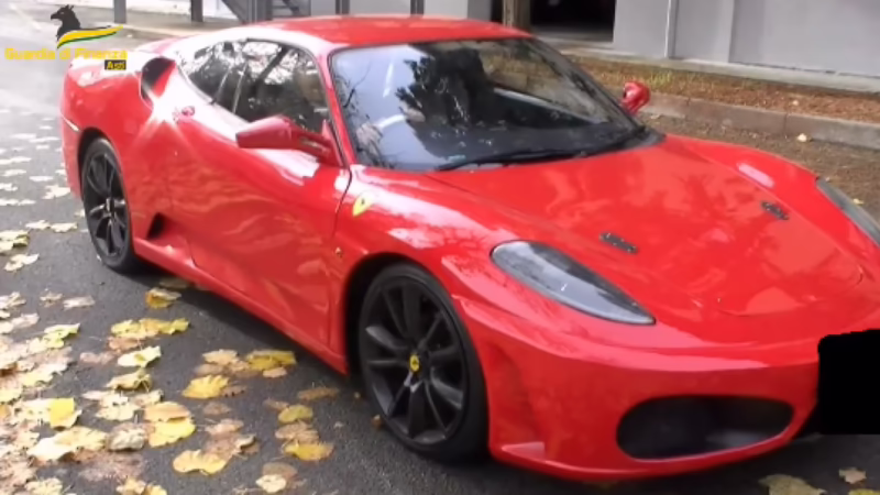 ¿Cuánto cuesta un Ferrari en yuanes?