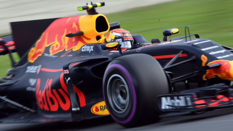 ¿Cuánto tarda un auto de F1 en boxes?