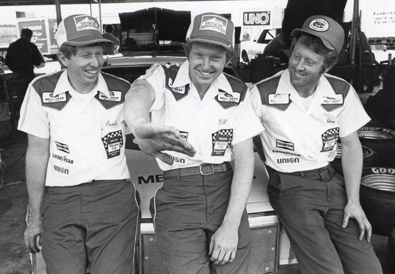 What is Daniel Elliott known for?