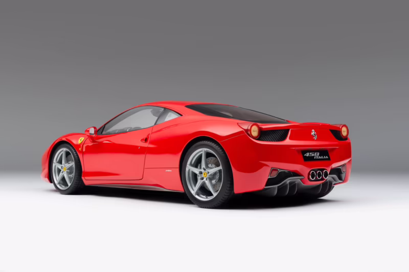 ¿Qué motor tiene la Ferrari 458?